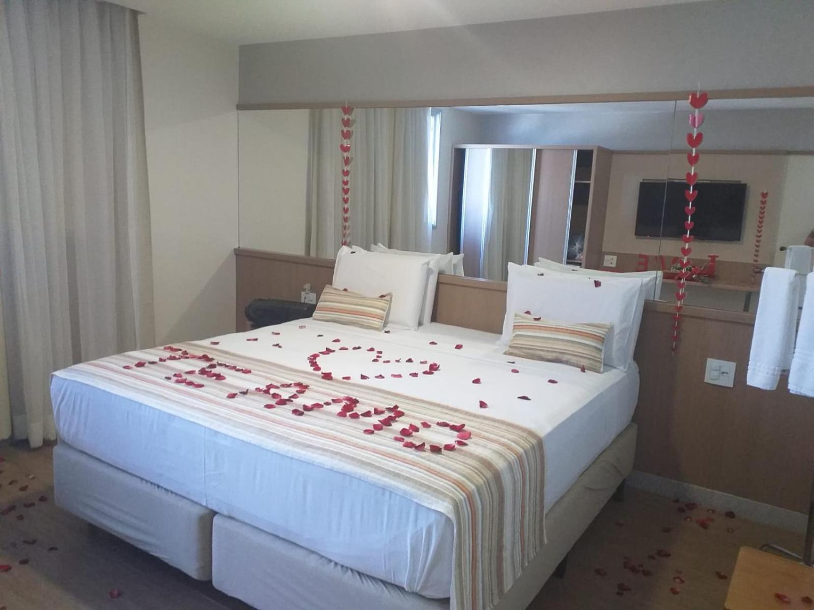 לינארס Pratti Hotel מראה חיצוני תמונה