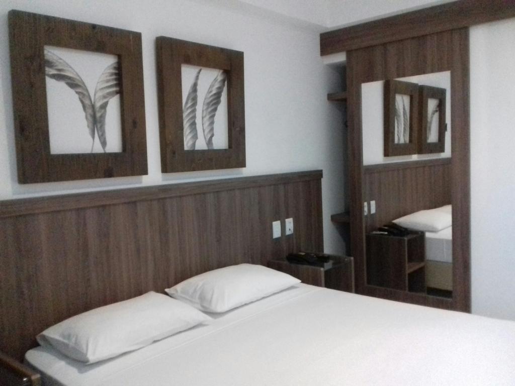 לינארס Pratti Hotel מראה חיצוני תמונה